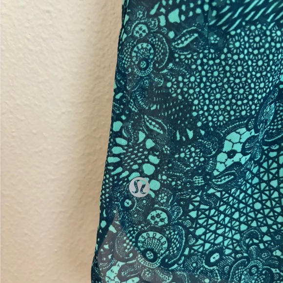Lululemon 105 Singlet Pretty Lace Bali Breeze Alberta Lake 2/XS - Picture 7 of 8